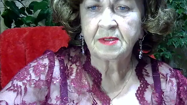 Emma52610 online show from 25, 11, 2025