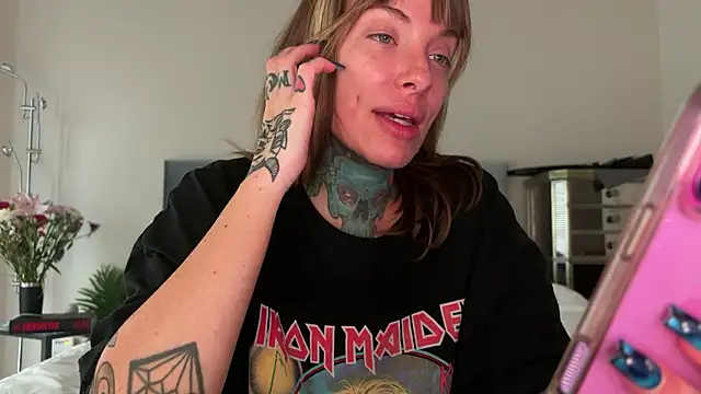 Snapshot of airgeadx chatting on 24, 2, 2026 airgeadx online show from 24, 2, 2026