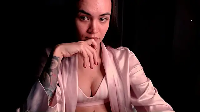 EvelynGG online show from 28, 10, 2025