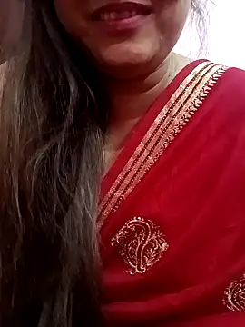 Snapshot of naughtymadam chatting on 4, 12, 2024 naughtymadam online show from 4, 12, 2024