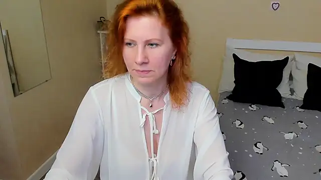 FoxySophia online show from 17, 9, 2025