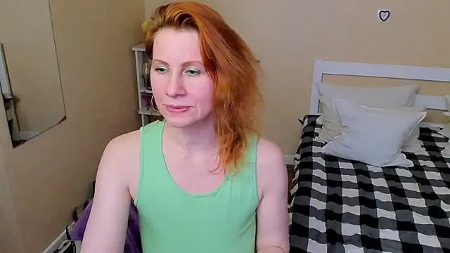 FoxySophia online show from 17, 11, 2025