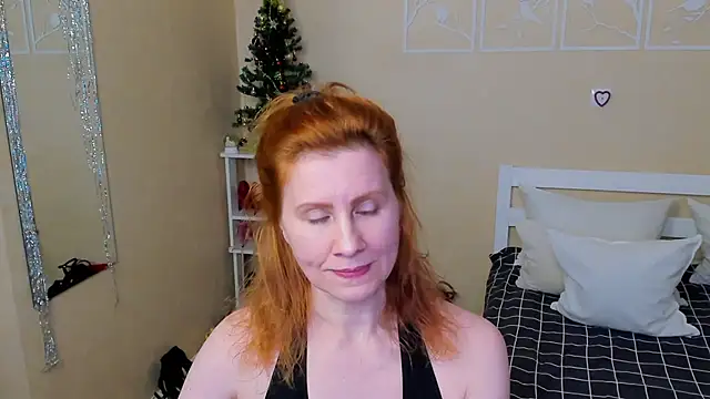 FoxySophia online show from 15, 12, 2025