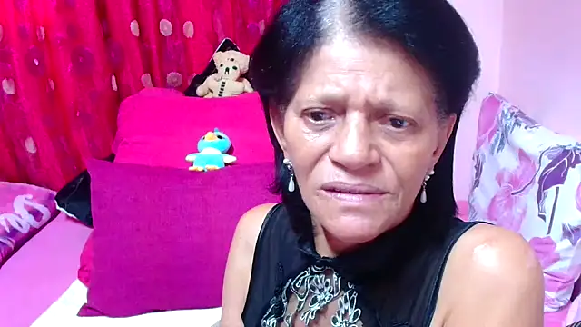 SLUTTYROXY online show from 2, 10, 2025