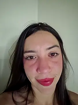 loveuu-bae online show from 22, 4, 2026