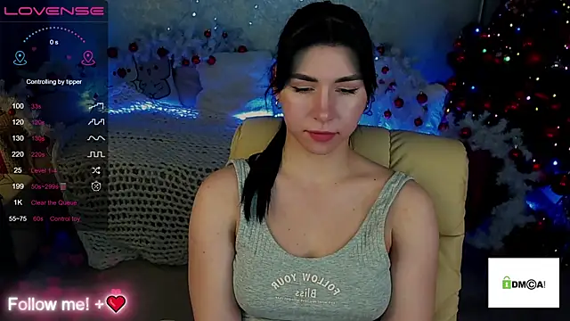 Snapshot of EmilyCandyy chatting on 6, 12, 2024 EmilyCandyy online show from 6, 12, 2024