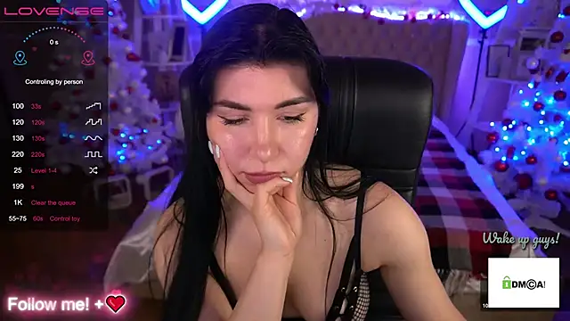 Snapshot of EmilyCandyy chatting on 24, 12, 2024 EmilyCandyy online show from 24, 12, 2024