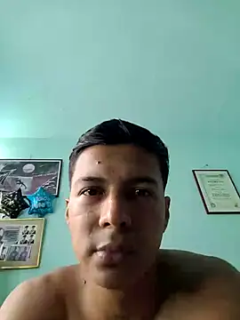 Snapshot of morenito420 chatting on 3, 8, 2026 morenito420 online show from 3, 8, 2026