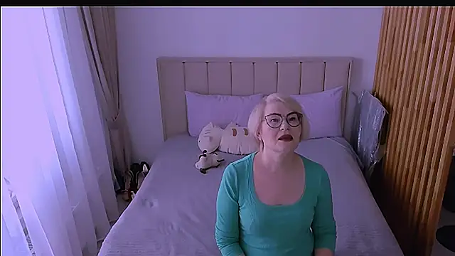 sabrinamacmarren online show from 2, 4, 2026