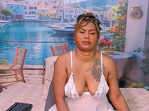 Snapshot of indiansparkle chatting on 15, 12, 2025 indiansparkle online show from 15, 12, 2025