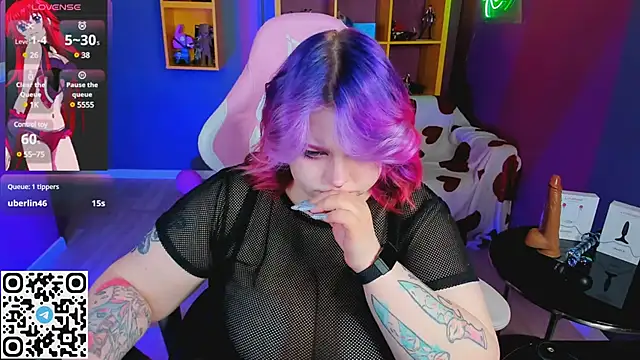 Yoki Shizuko online show from 21, 2, 2025