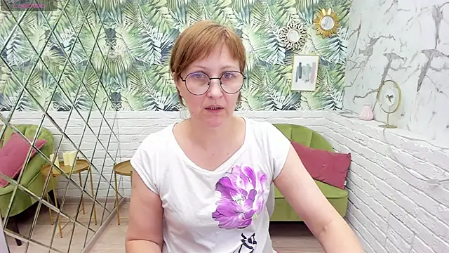 Paris Cherry online show from 9, 3, 2025