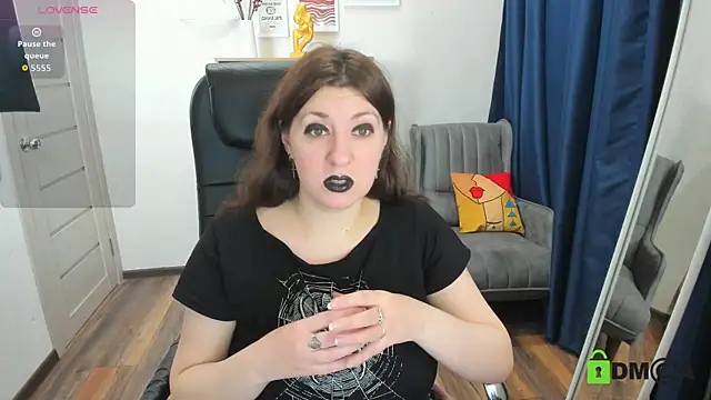 Snapshot of Black_Black_Rose chatting on 1, 11, 2025 Black Black Rose online show from 1, 11, 2025