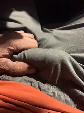 Snapshot of mikeylong chatting on 22, 2, 2025 mikeylong online show from 22, 2, 2025