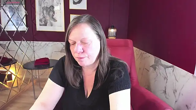 KellyPerfection online show from 17, 4, 2026