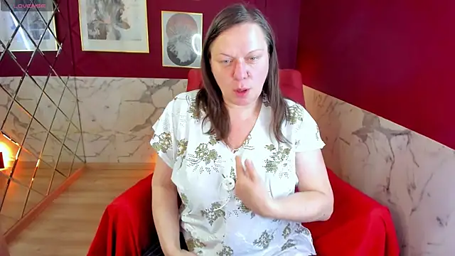 KellyPerfection online show from 4, 6, 2026