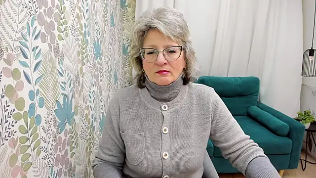 EvelynJoyful online show from 9, 2, 2026