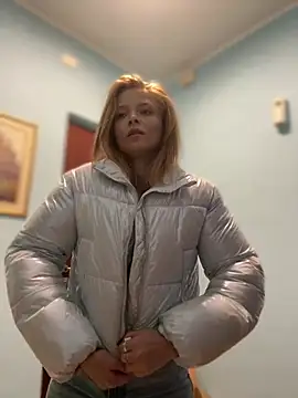 AnastasiaAniess online show from 15, 12, 2024