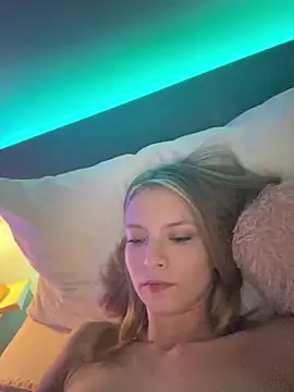 AnastasiaAniess online show from 18, 12, 2024