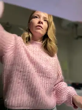 AnastasiaAniess online show from 2, 1, 2025