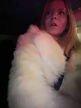 AnastasiaAniess online show from 6, 1, 2025