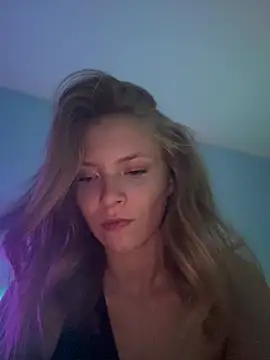 AnastasiaAniess online show from 7, 1, 2025