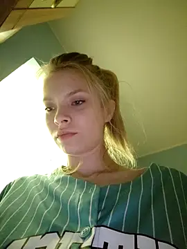 AnastasiaAniess online show from 1, 2, 2025