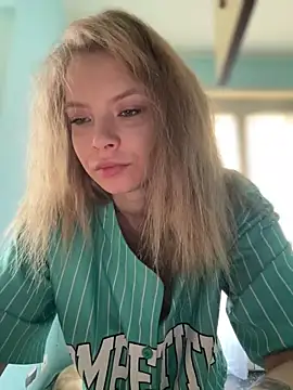 AnastasiaAniess online show from 3, 2, 2025