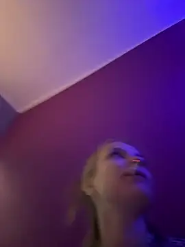 AnastasiaAniess online show from 1, 3, 2025