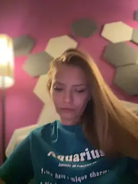 AnastasiaAniess online show from 11, 3, 2025