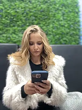 AnastasiaAniess online show from 4, 10, 2025