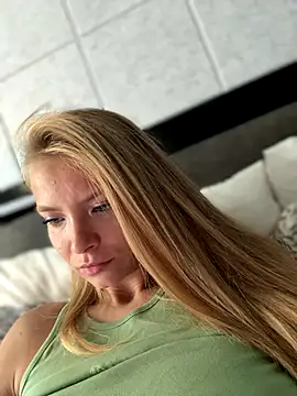 AnastasiaAniess online show from 7, 10, 2025