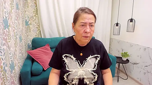 Snapshot of LindaPassionate chatting on 24, 5, 2026 LindaPassionate online show from 24, 5, 2026
