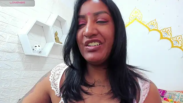 Snapshot of LadyNahir chatting on 18, 1, 2026 LadyNahir online show from 18, 1, 2026