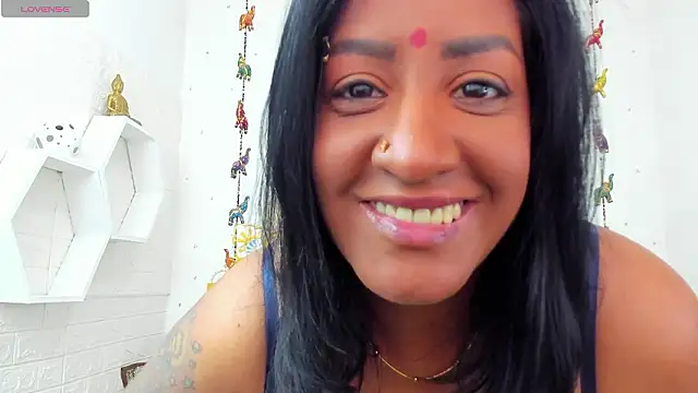 Snapshot of LadyNahir chatting on 25, 2, 2026 LadyNahir online show from 25, 2, 2026