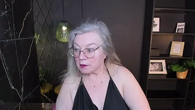 Snapshot of NataliMellow chatting on 10, 2, 2026 NataliMellow online show from 10, 2, 2026
