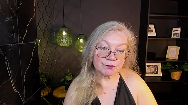 Snapshot of NataliMellow chatting on 27, 2, 2026 NataliMellow online show from 27, 2, 2026