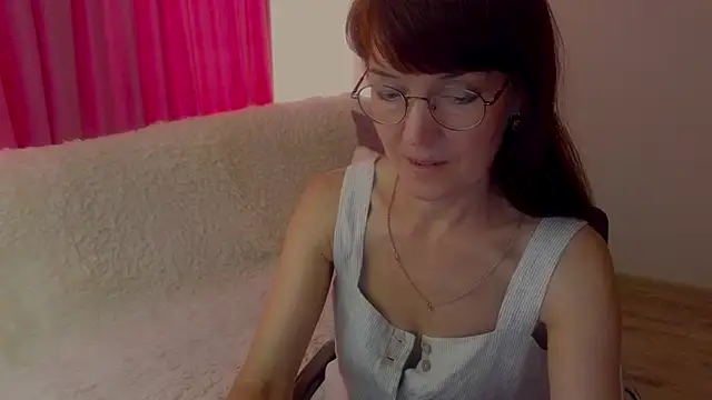 Snapshot of Fritha chatting on 14, 6, 2026 Fritha online show from 14, 6, 2026