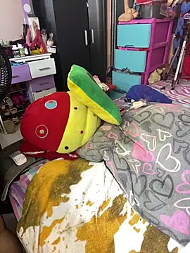 camile milf online show from 4, 3, 2026