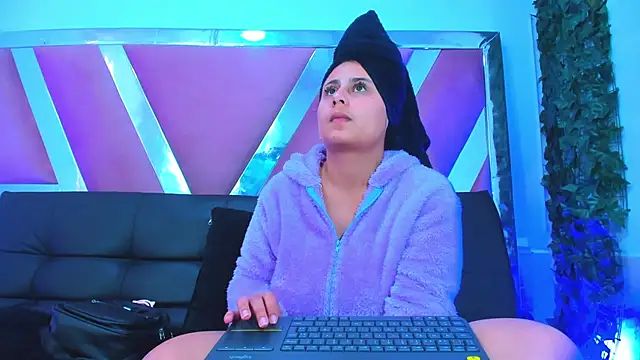 AbbyTaylorr online show from 21, 2, 2026