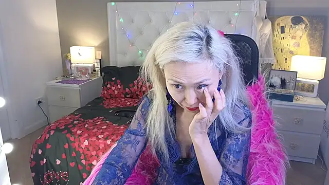 RoxalanaStar online show from 25, 2, 2026