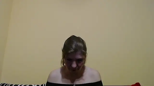 christine33 online show from 27, 2, 2026