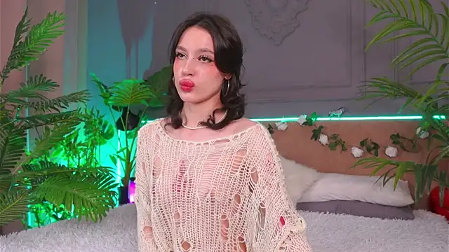 Devilinee online show from 12, 3, 2025