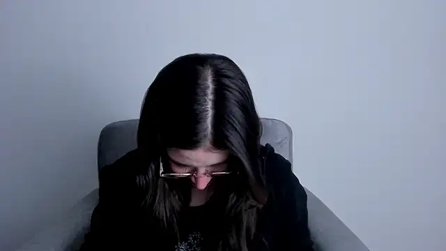 HazelKush online show from 30, 11, 2025