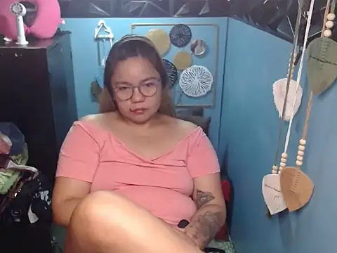 ambersmile online show from 4, 11, 2025