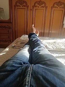 Snapshot of Bobby967 chatting on 11, 11, 2025 Bobby967 online show from 11, 11, 2025