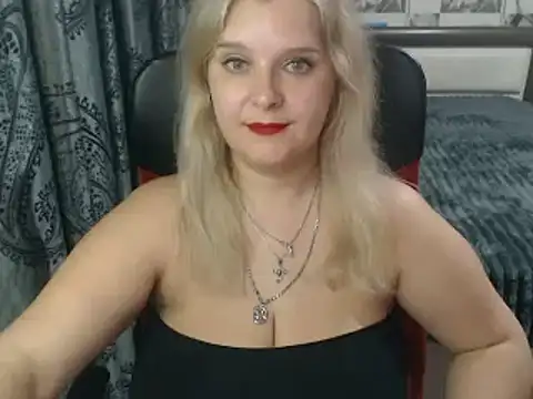 Snapshot of Boolochka chatting on 10, 3, 2025 Boolochka online show from 10, 3, 2025