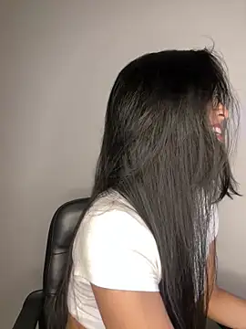 Sammy pink online show from 3, 3, 2026