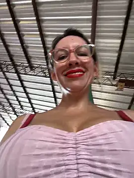 Snapshot of Gatitacarlita chatting on 21, 12, 2025 Gatitacarlita online show from 21, 12, 2025