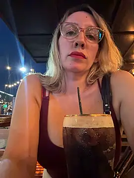 Snapshot of Gatitacarlita chatting on 7, 1, 2026 Gatitacarlita online show from 7, 1, 2026